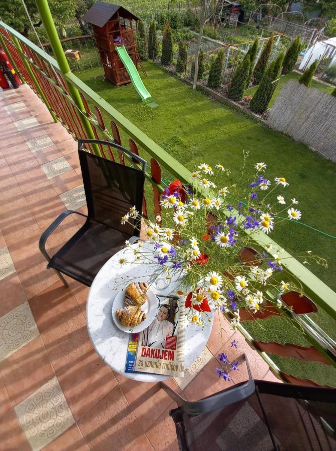 Afrodita Hotel Sturovo Luaran gambar