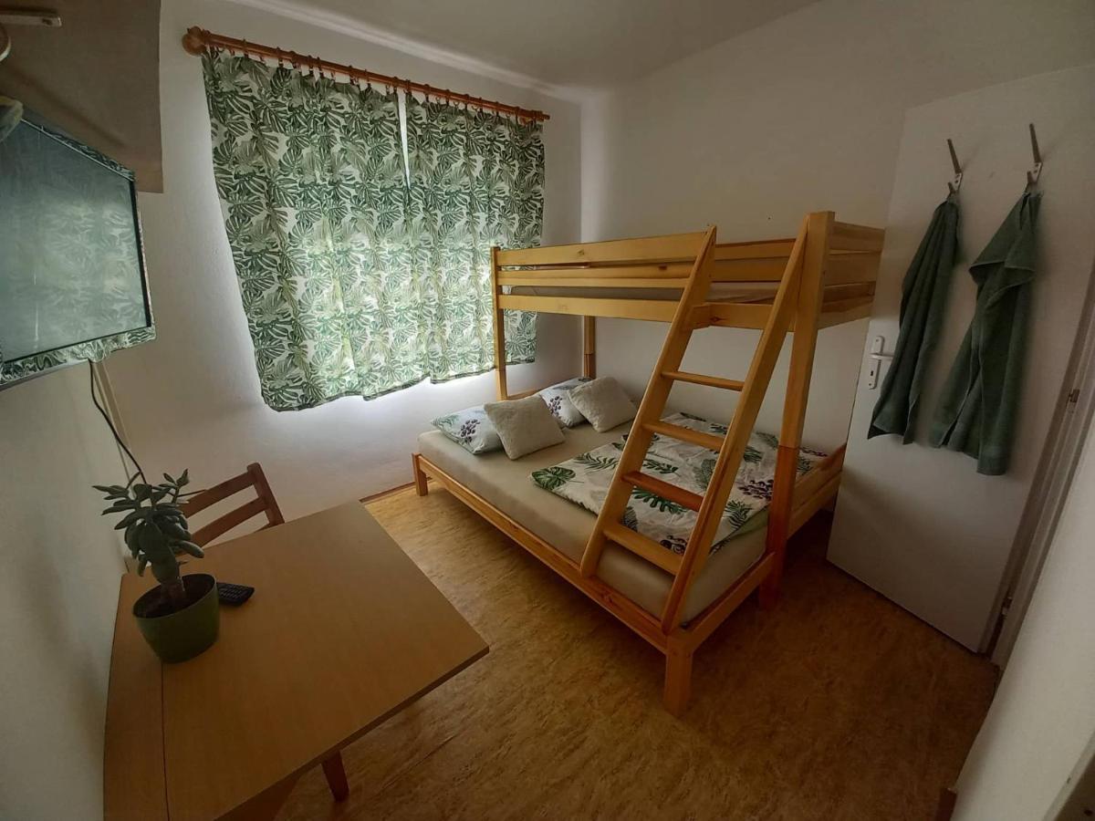 Afrodita Hotel Sturovo Luaran gambar